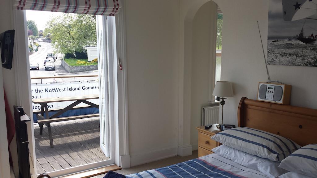 Gray'S Inn Cowes  Bagian luar foto