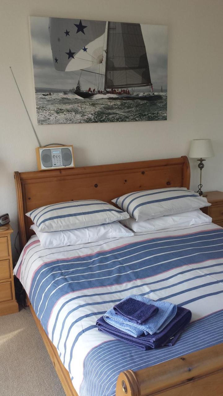 Gray'S Inn Cowes  Bagian luar foto